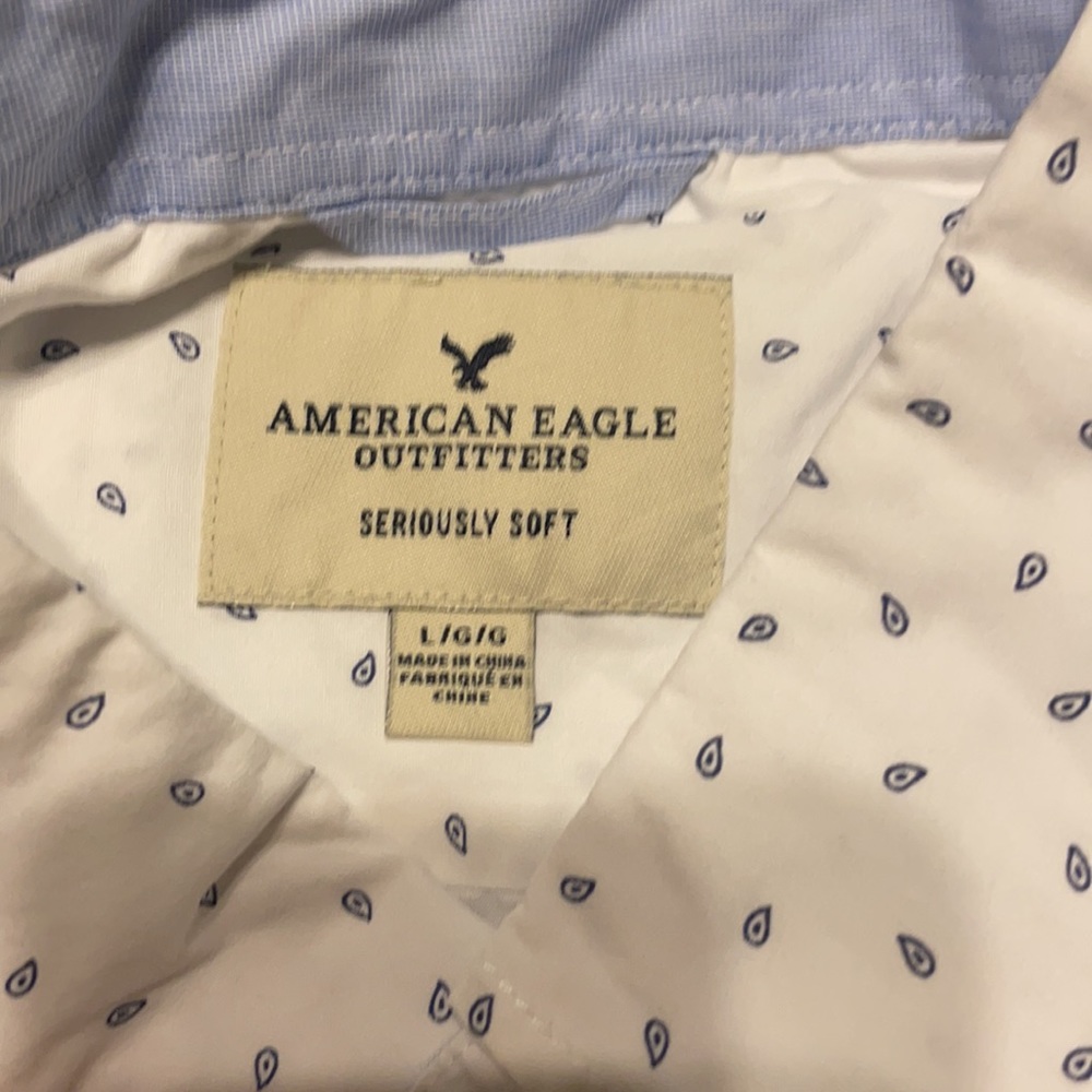 AEO white button down - Picture 2 of 2